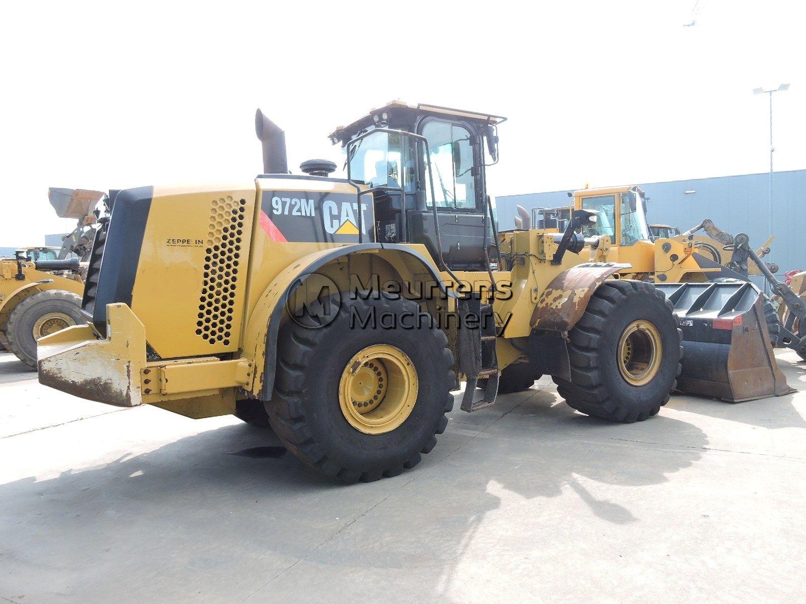 CATERPILLAR 972M front loader