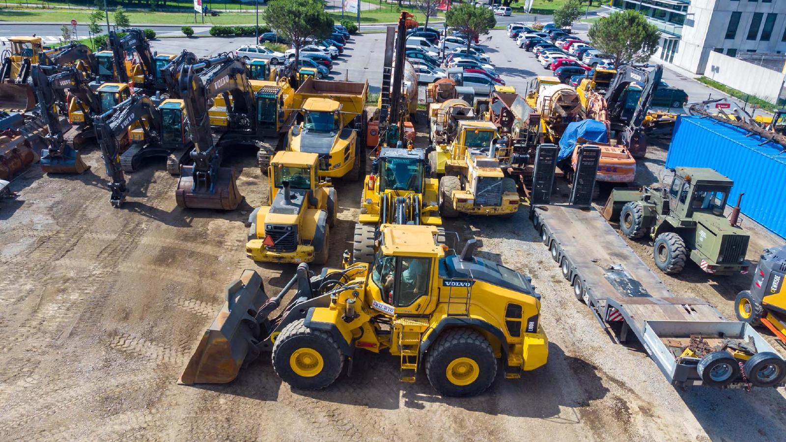 VOLVO L180H front loader