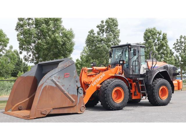 HITACHI ZW250-6 front loader