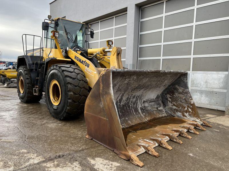 KOMATSU WA470-6 front loader