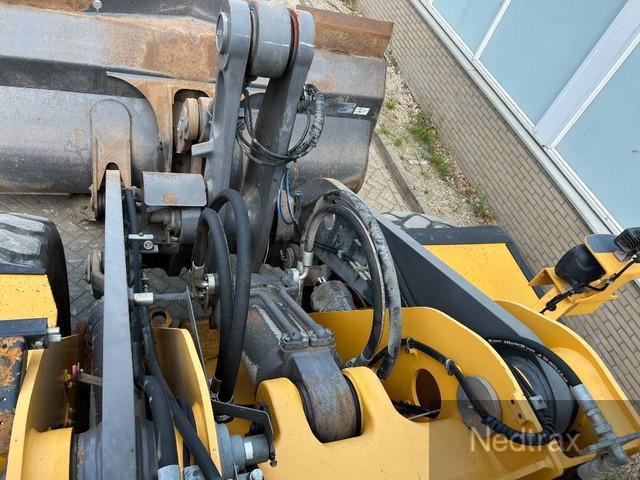 VOLVO L150H front loader