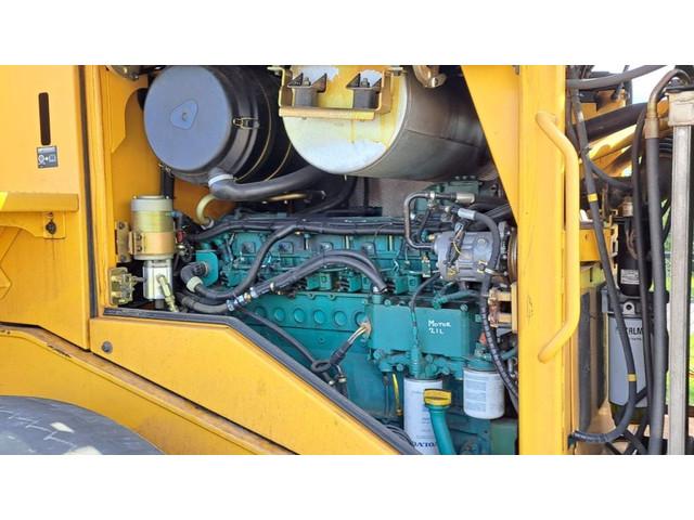 VOLVO L120E front loader