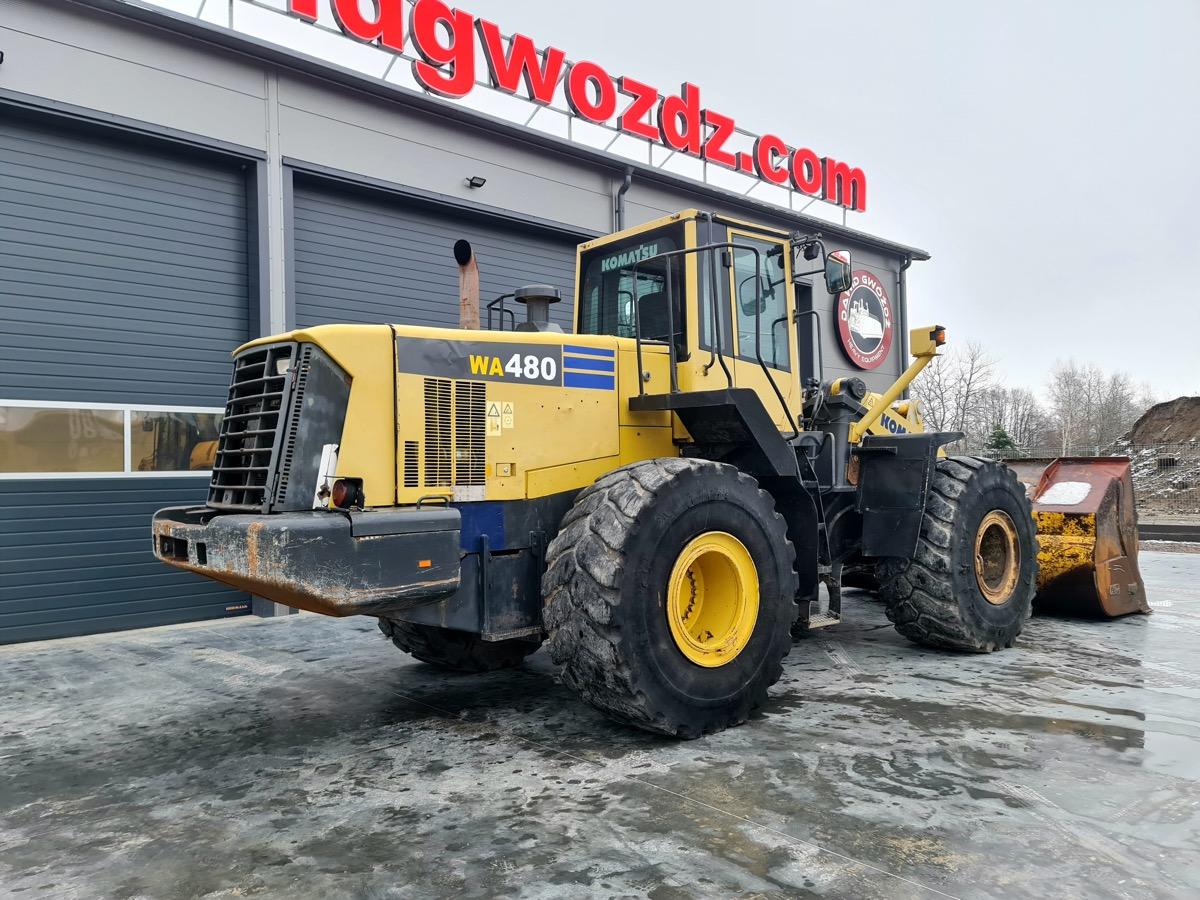 KOMATSU WA480-6 front loader