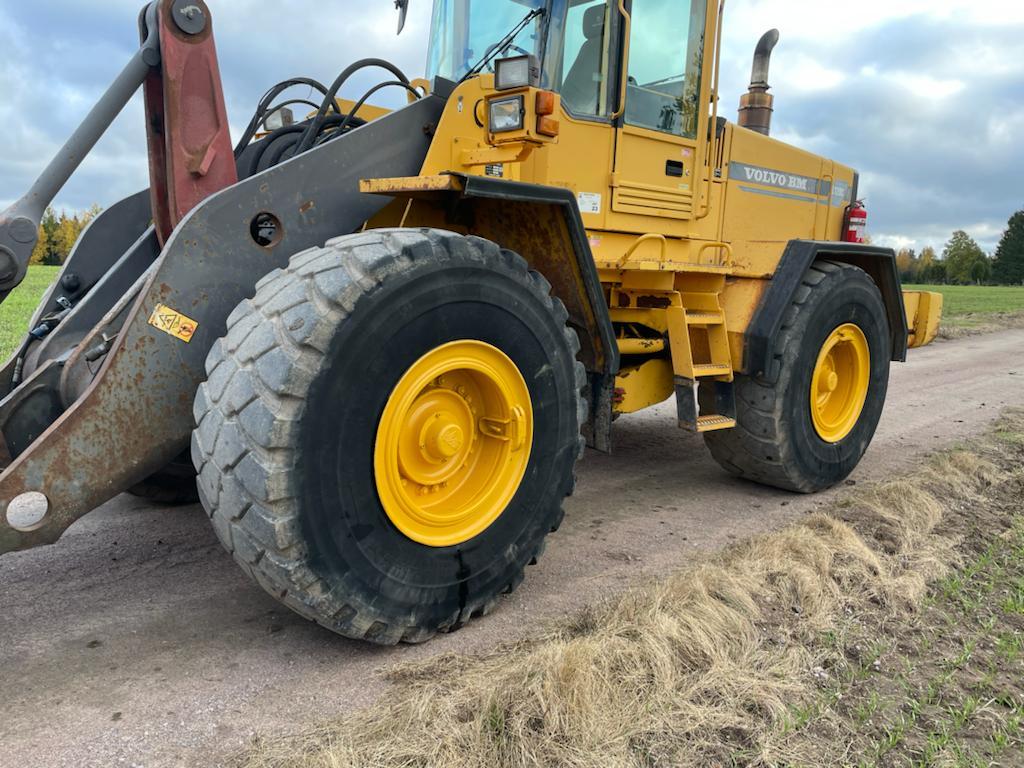 VOLVO L120C front loader