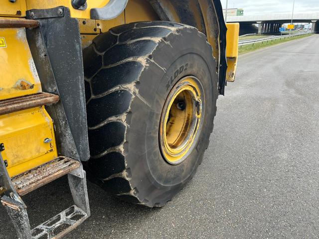 CATERPILLAR 972M XE front loader