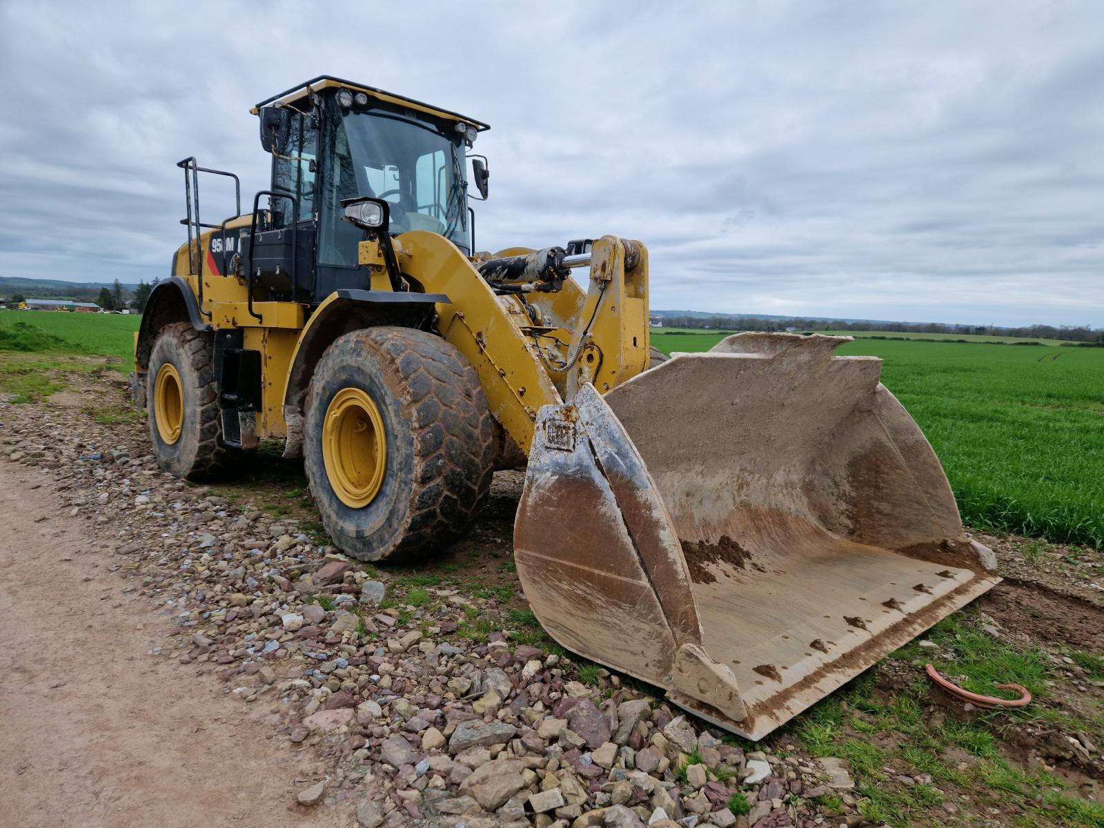 CATERPILLAR 950M front loader