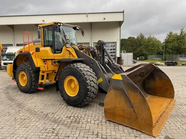 VOLVO L180H front loader