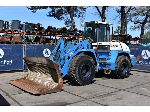 TEREX TL 260 front loader