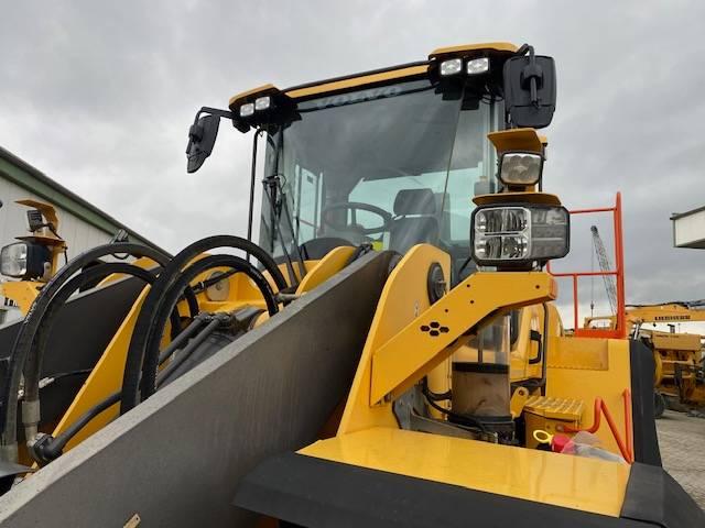 VOLVO L180H front loader