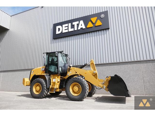 CATERPILLAR 920 front loader