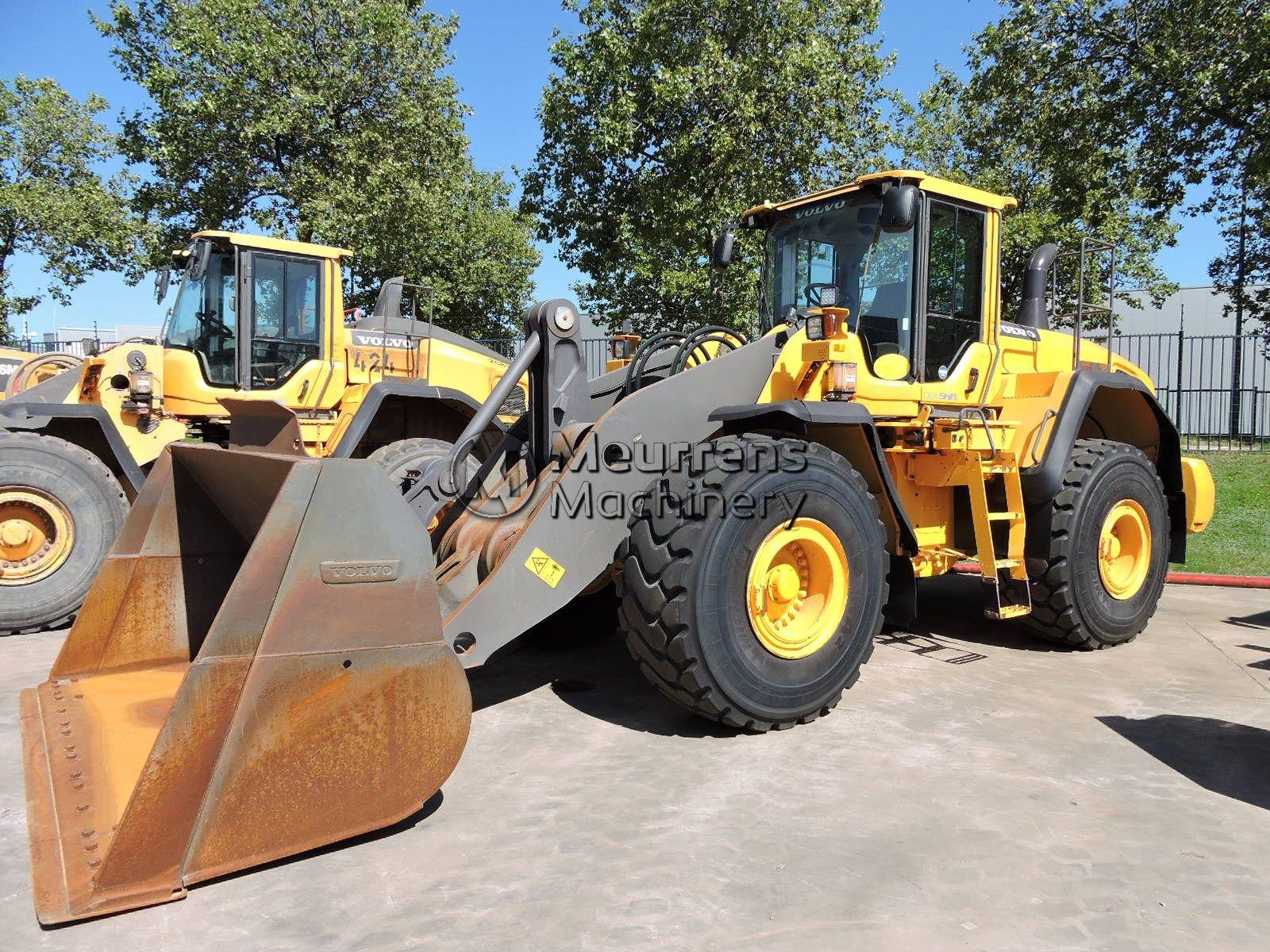 VOLVO L180G front loader