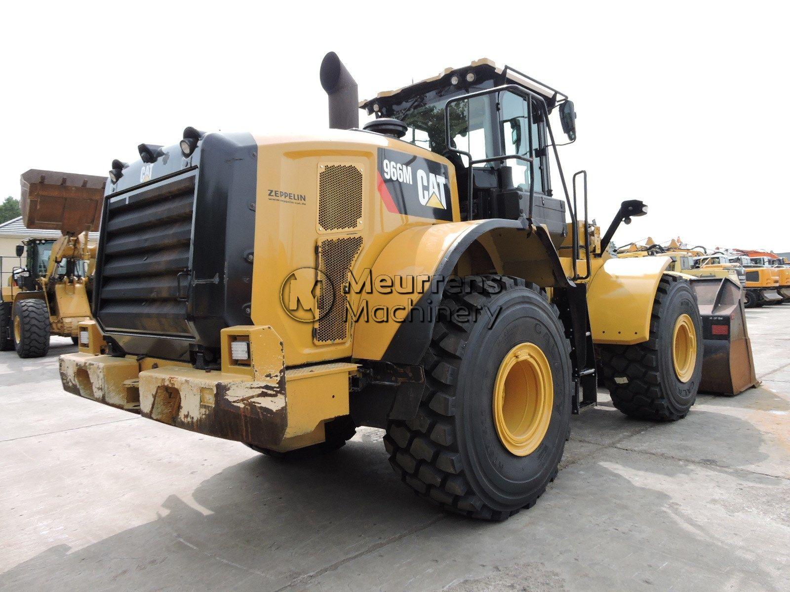 CATERPILLAR 966M front loader