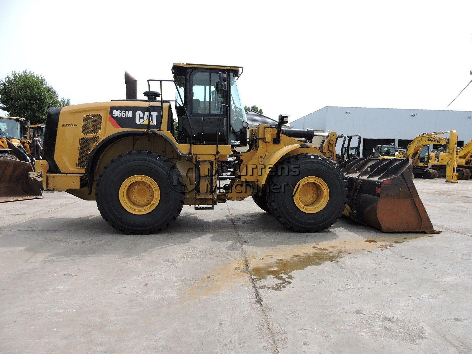 CATERPILLAR 966M front loader