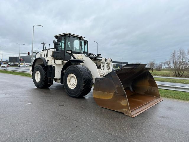 CATERPILLAR 980M front loader