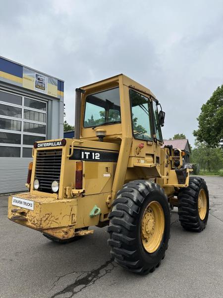 CATERPILLAR IT 12 F front loader