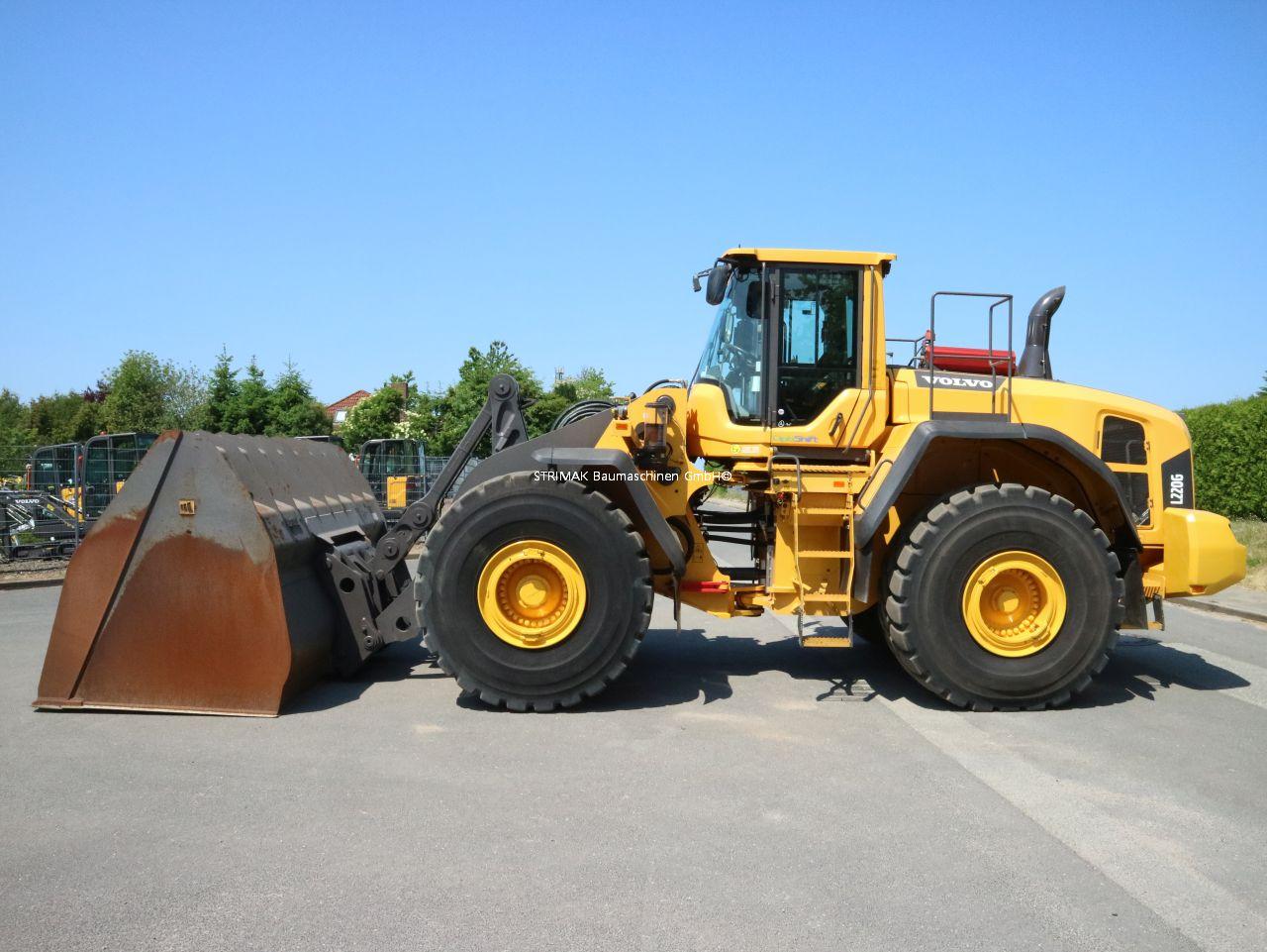 VOLVO L220G front loader