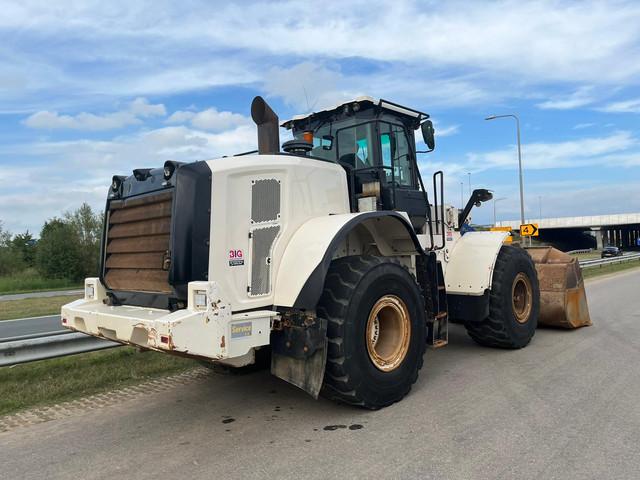 CATERPILLAR 966M XE front loader