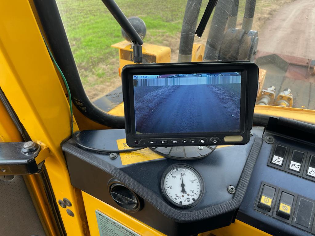 VOLVO L 120 front loader