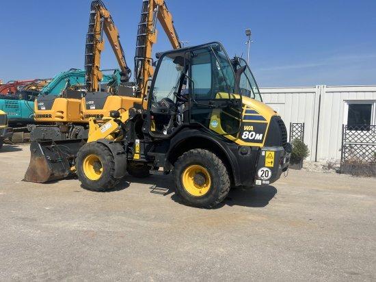 KOMATSU WA80M-7 front loader