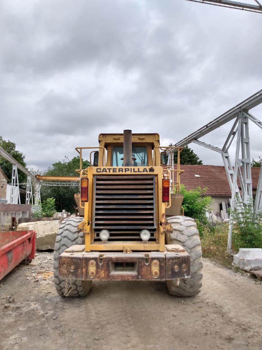 CATERPILLAR 966D front loader