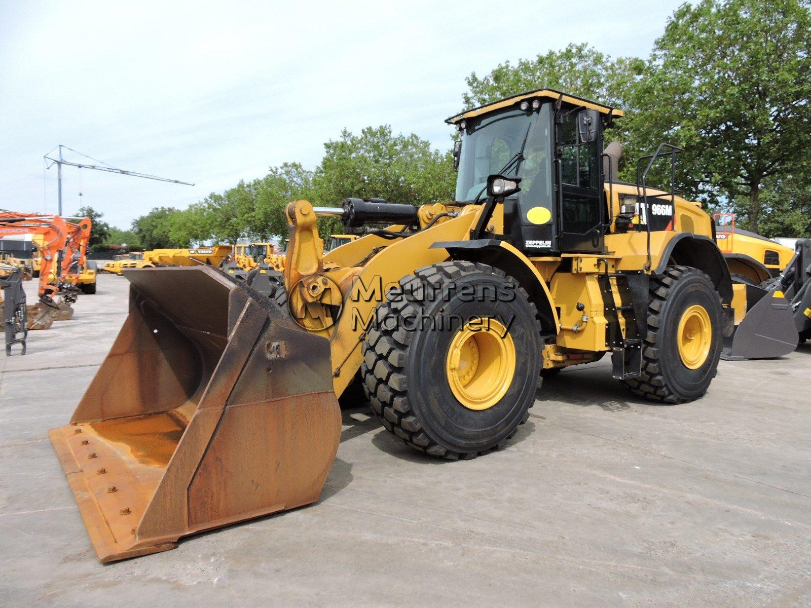 CATERPILLAR 966M front loader