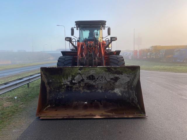 HITACHI ZW 310 front loader