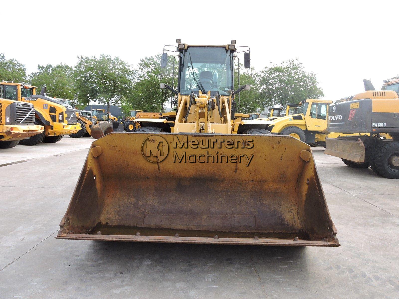 CATERPILLAR 938H front loader