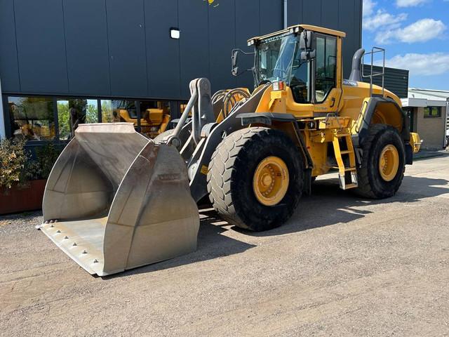 VOLVO L150G front loader