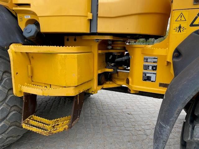 VOLVO L45F front loader