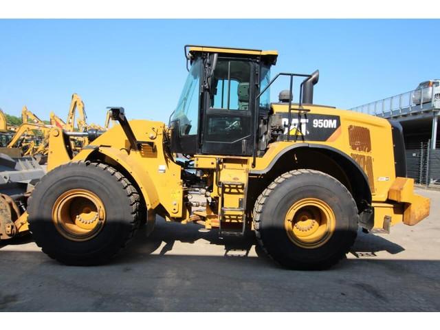 CATERPILLAR 950M front loader