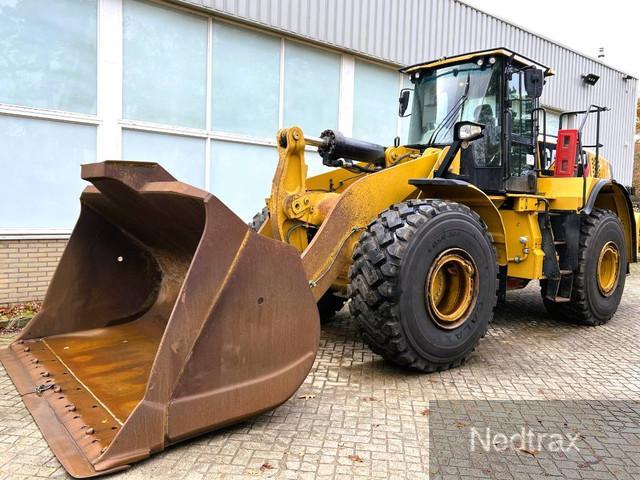 CATERPILLAR 972M front loader