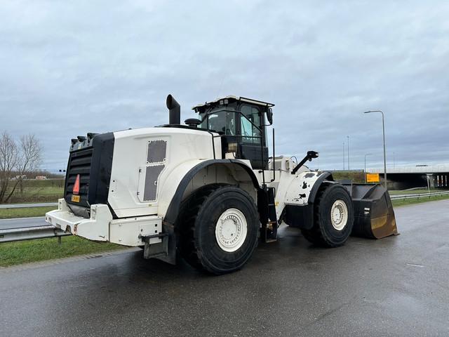 CATERPILLAR 980M front loader