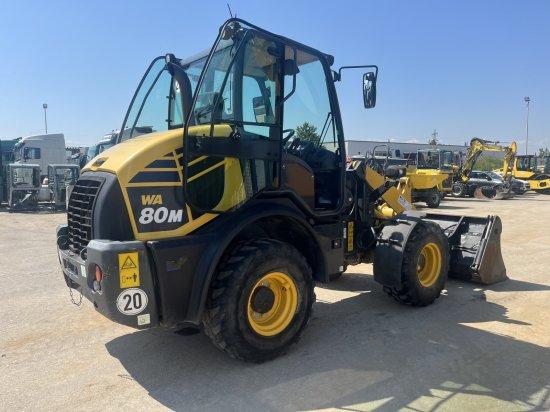 KOMATSU WA80M-7 front loader