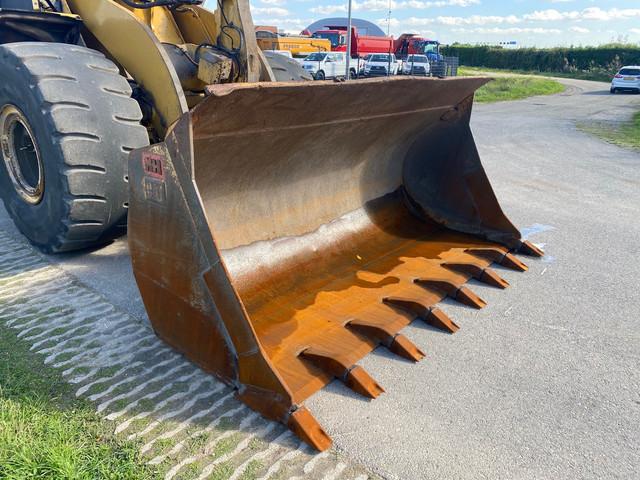 CATERPILLAR 966M XE front loader