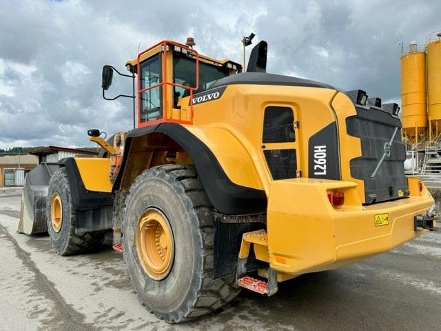 VOLVO L260H front loader