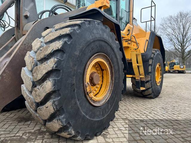 VOLVO L180H front loader