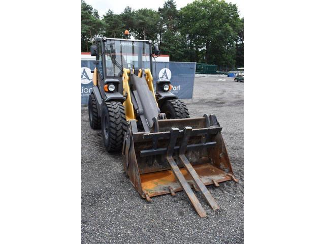 AHLMANN AX 850 front loader