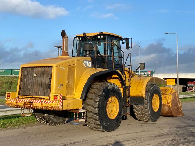 CATERPILLAR 980H front loader