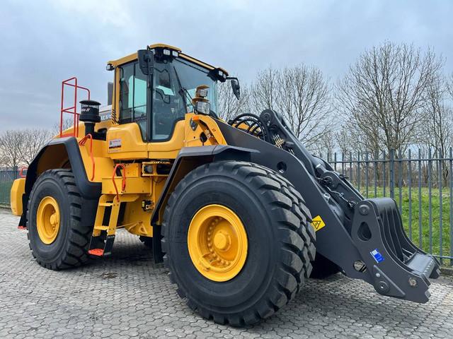 VOLVO L180H front loader