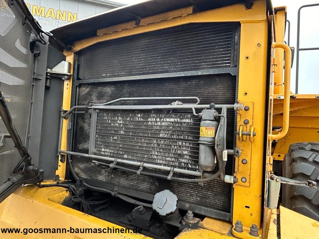 VOLVO L180F front loader