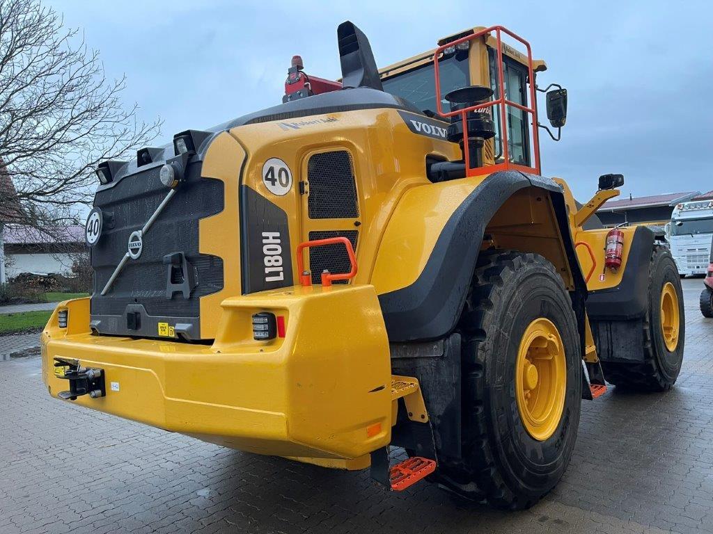 VOLVO L180H front loader