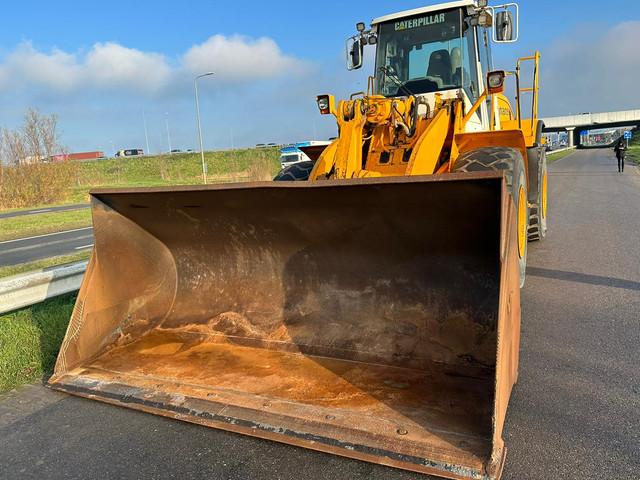 CATERPILLAR 966H front loader