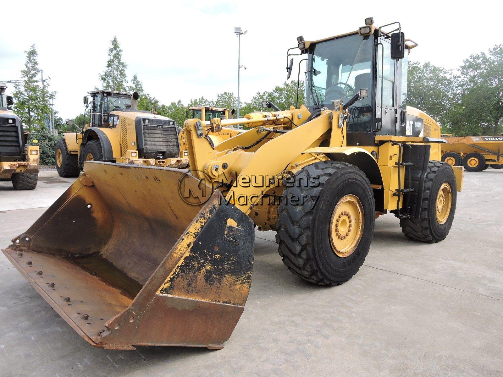 CATERPILLAR 938H front loader