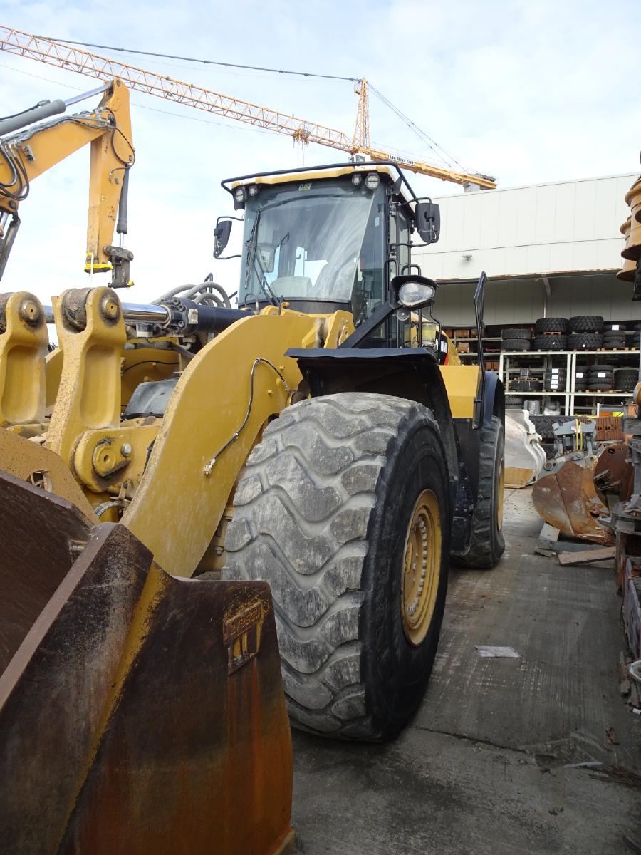 CATERPILLAR 980M front loader