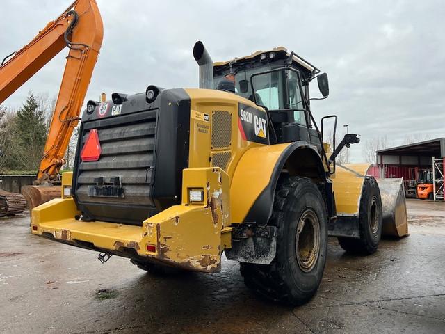 CATERPILLAR 962M front loader