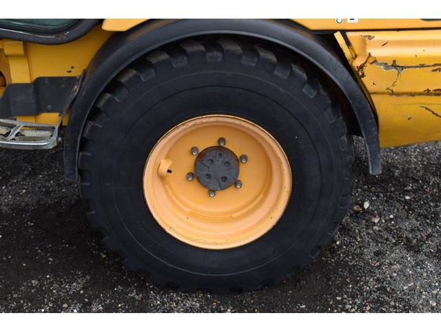 VOLVO L25F front loader