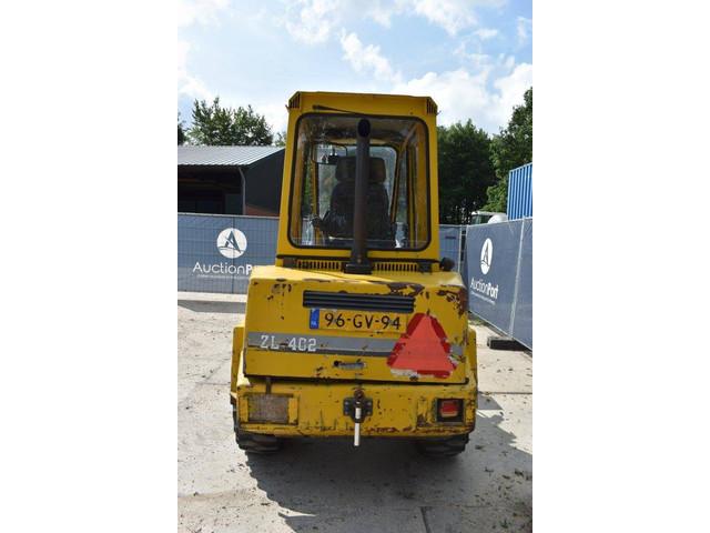 VOLVO ZL 402 C front loader