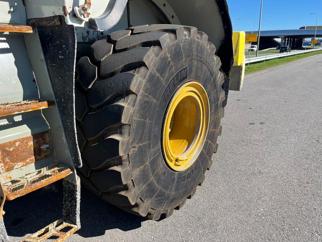 CATERPILLAR 972M XE front loader