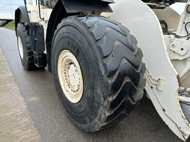 CATERPILLAR 980M front loader