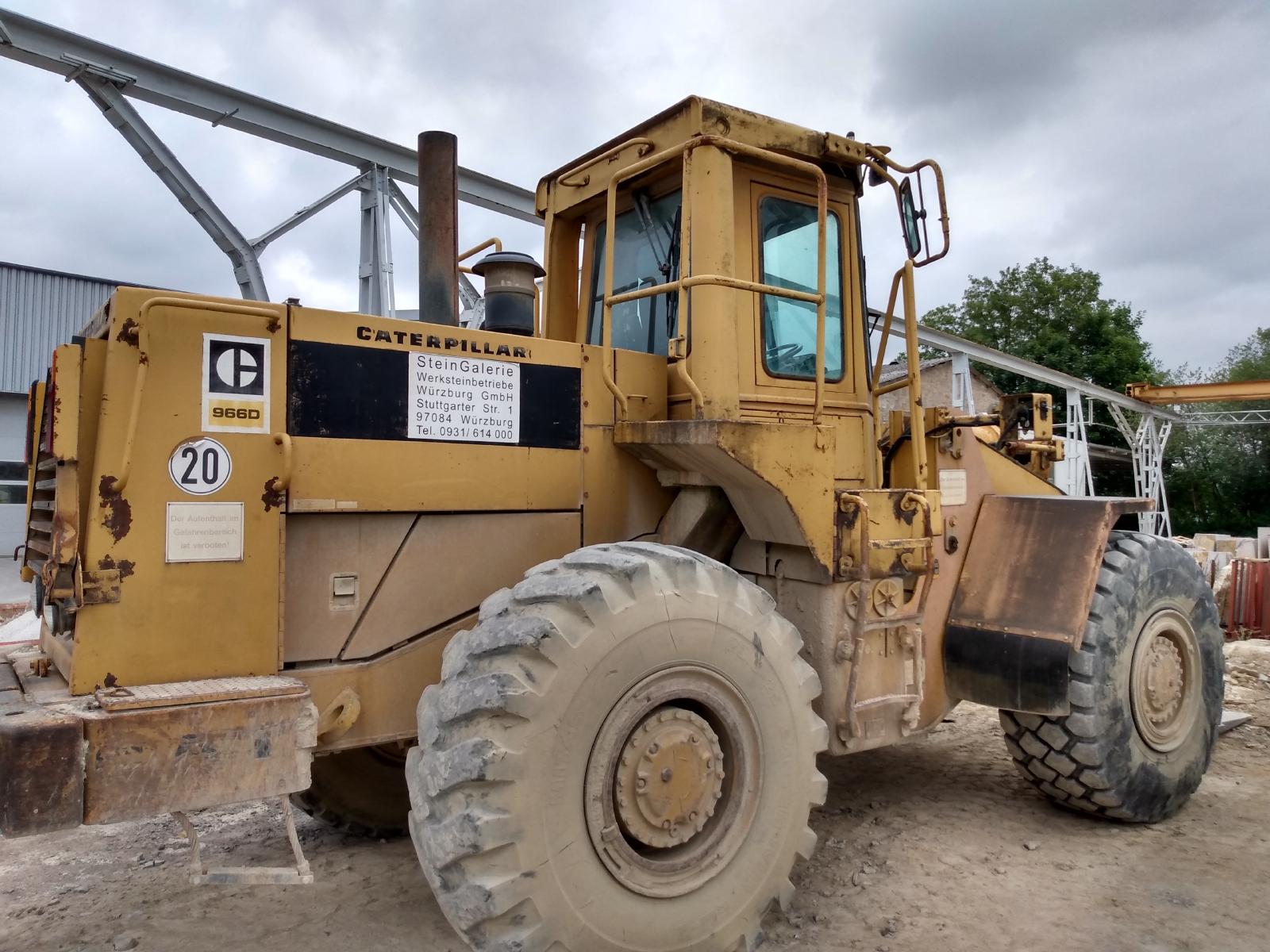 CATERPILLAR 966D front loader